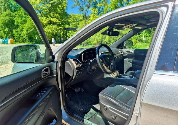 Jeep Grand Cherokee cena 112000 przebieg: 84000, rok produkcji 2016 z Bukowno małe 211